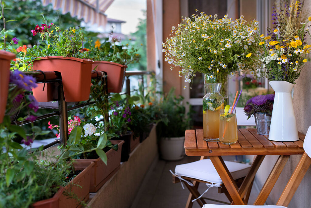 Balkon: Deko-Ideen Sommer Blumen auf dem Balkon