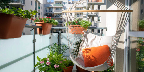 Balkonkästen bepflanzen: So gelingt es trotz starker Sonne oder viel Schatten